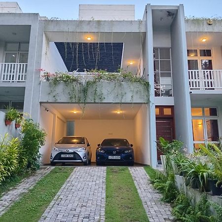Oesis - Stylish Villa Steps From Historic Galle Fort ภายนอก รูปภาพ